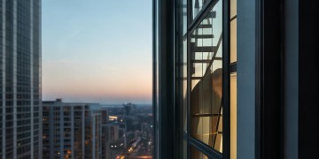 物业私自装梯子违法吗？